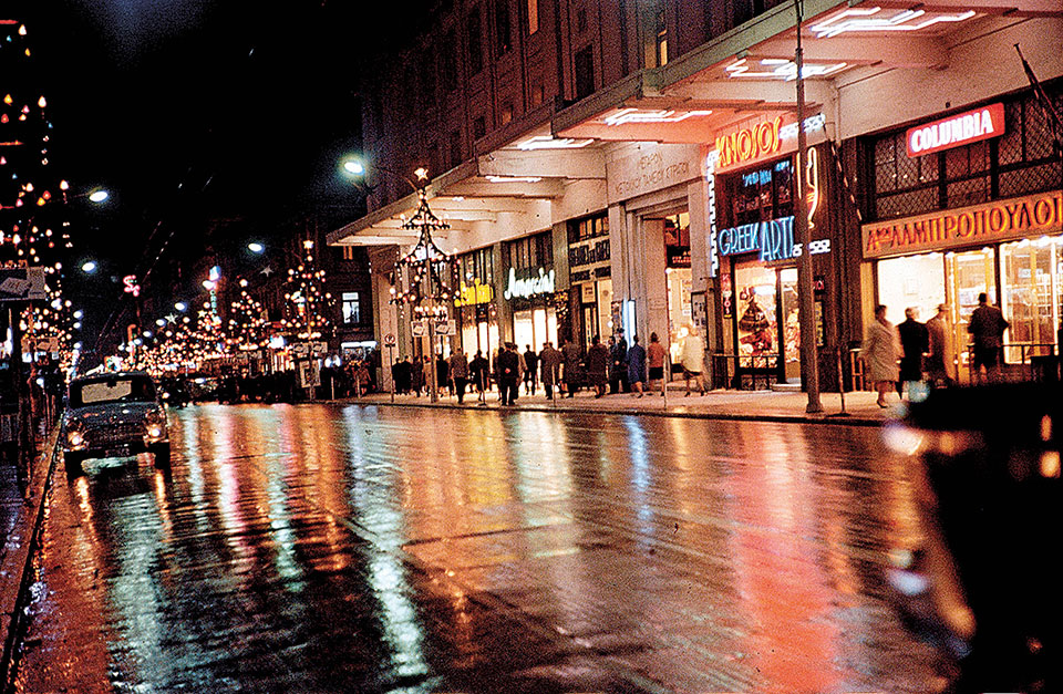 Τα διαφορετικά Χριστούγεννα της Αθήνας-4