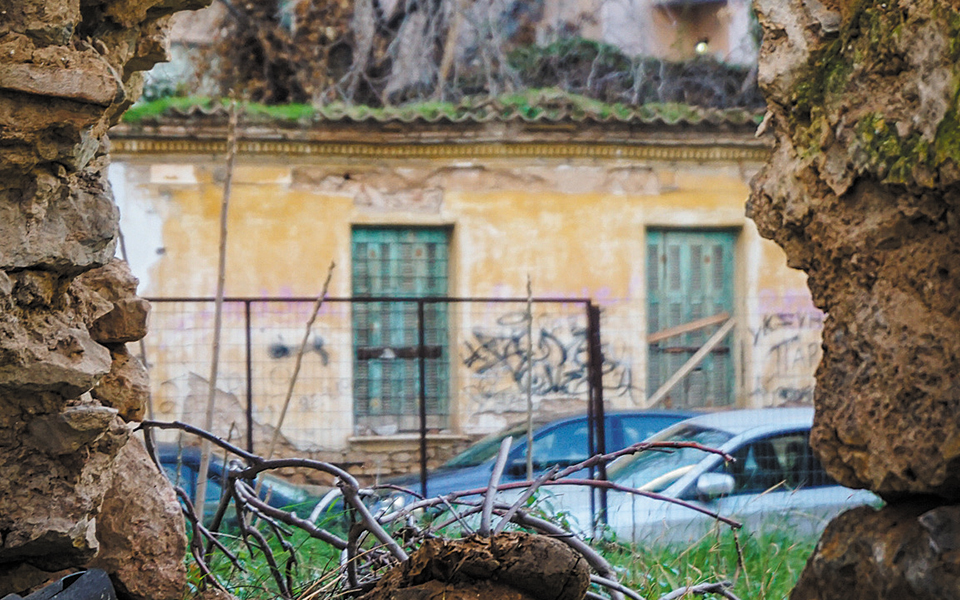 θραύσματα-ζωής-στον-παλιό-κολωνό-561213124