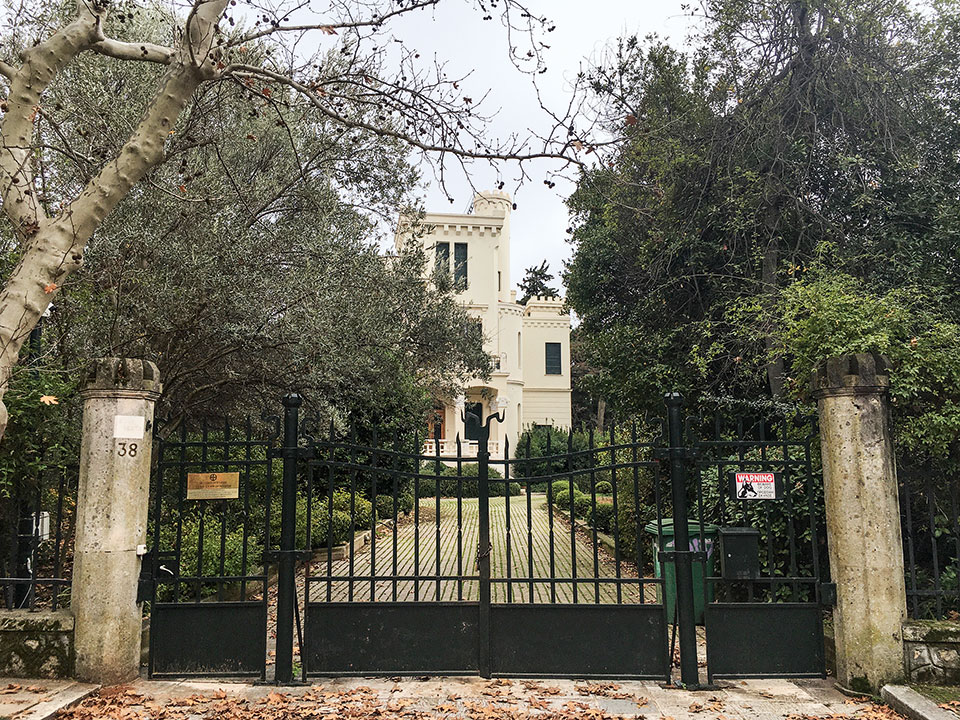 Αρχιτεκτονικό κυνήγι θησαυρού στο Στροφύλι-2