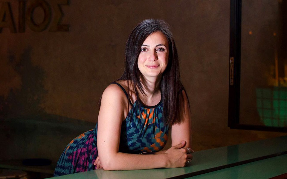 h-ελληνίδα-που-διαπρέπει-στον-χώρο-του-π-561200365