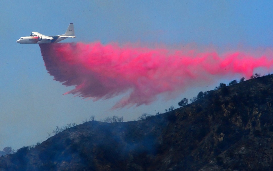 Το κόκκινο ρυάκι στη νότια Καλιφόρνια (βίντεο)-1