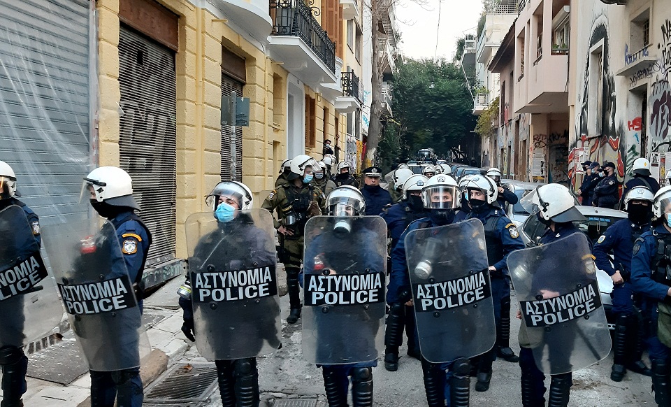 αστυνομική-περίμετρος-στα-εξάρχεια-561186448