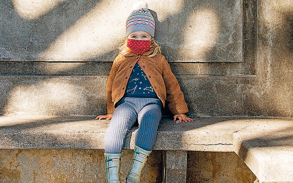 μια-γενιά-μόνη-και-φοβισμένη-561191713