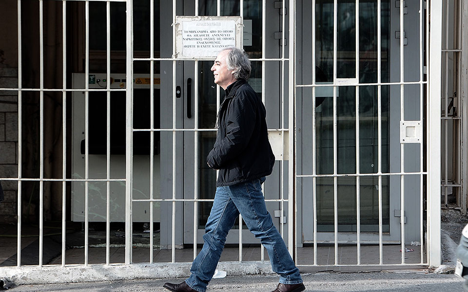 μεταγωγή-κουφοντίνα-μετά-την-ψήφιση-τ-561203575