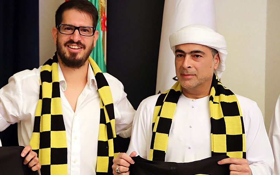 σεΐχης-από-το-ντουμπάι-αγόρασε-ποδοσφ-561191851