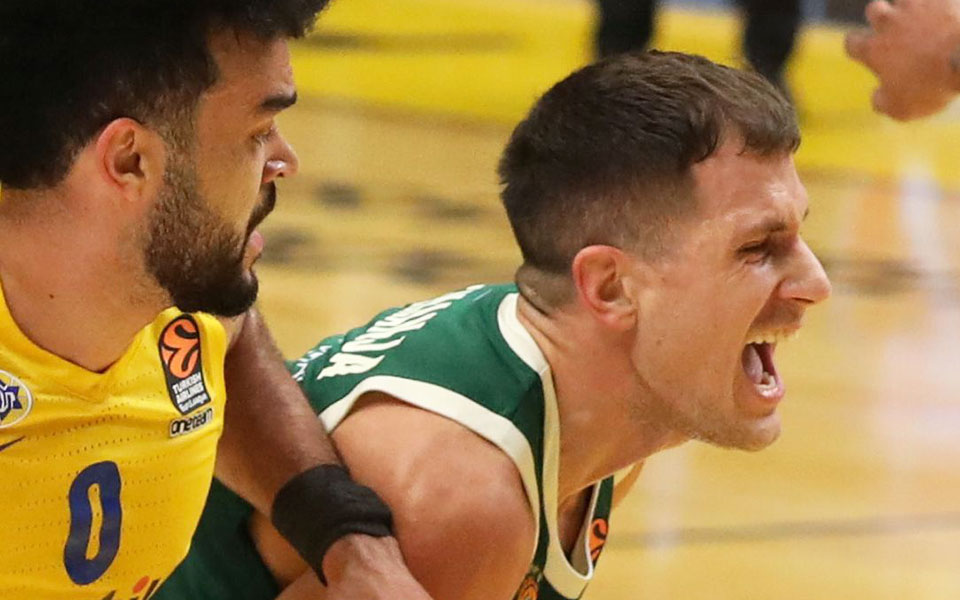 παναθηναϊκός-η-μοναξιά-του-νέντοβι-561204763