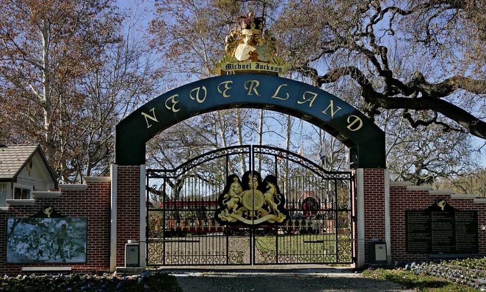 κοψοχρονιά-πουλήθηκε-το-neverland-του-μάικλ-561208006