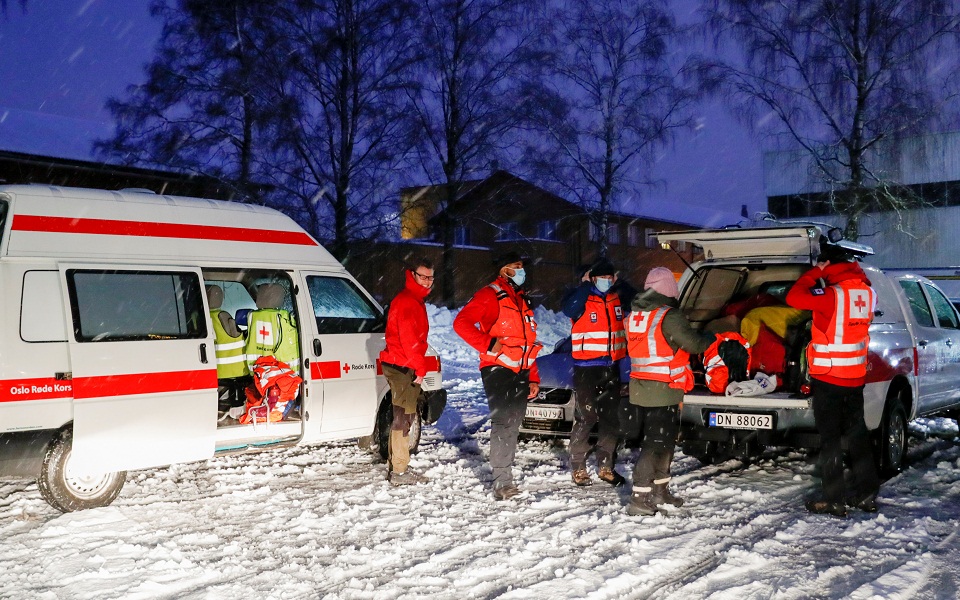 Χιονοστιβάδα τραυματίζει 10 άτομα στη Νορβηγία (εικόνες)-2