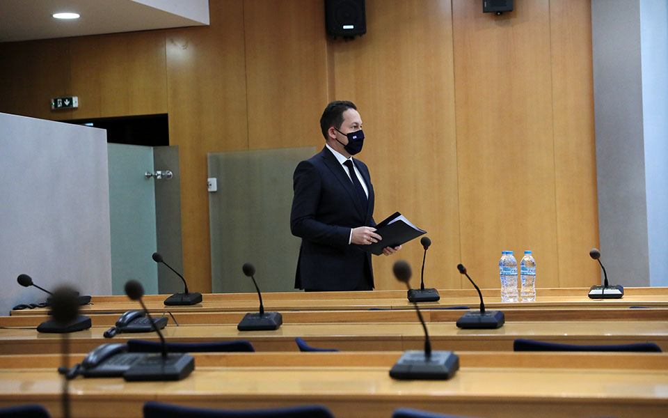 πέτσας-ο-τσίπρας-σπεκουλάρει-σε-κατασ-561181672