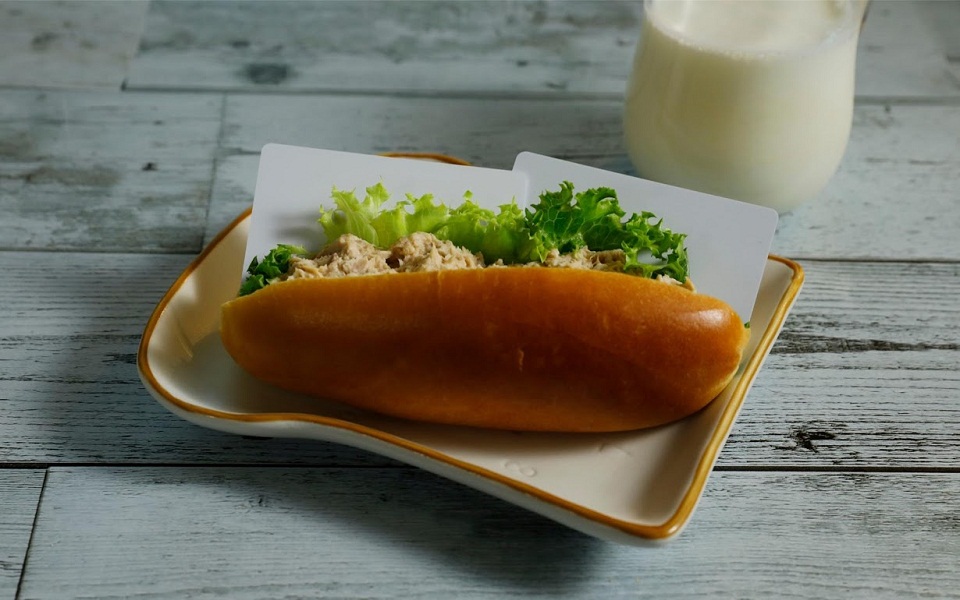 Εσείς πόσο πλαστικό θα φάτε σήμερα; (εικόνες)-1