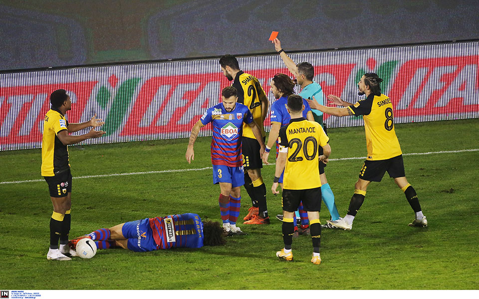 αεκ-γκέλαρε-με-βόλο-2-2-και-έμεινε-στο-8-απ-561203281