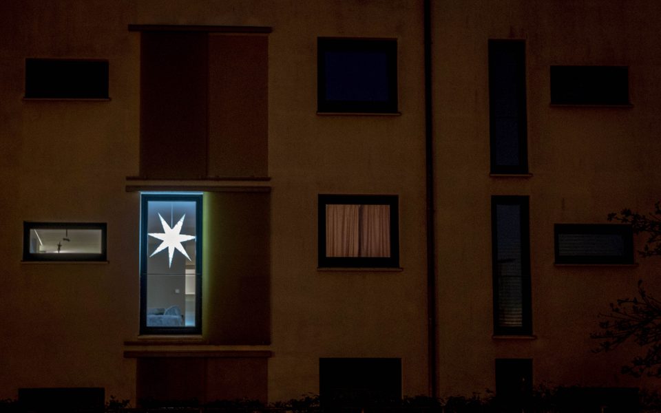 πώς-μεταδίδεται-ο-κορωνοϊός-με-την-ομι-561201892