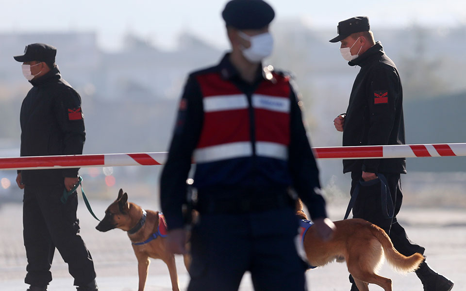 δύο-ρώσοι-δημοσιογράφοι-συνελήφθησα-561184999