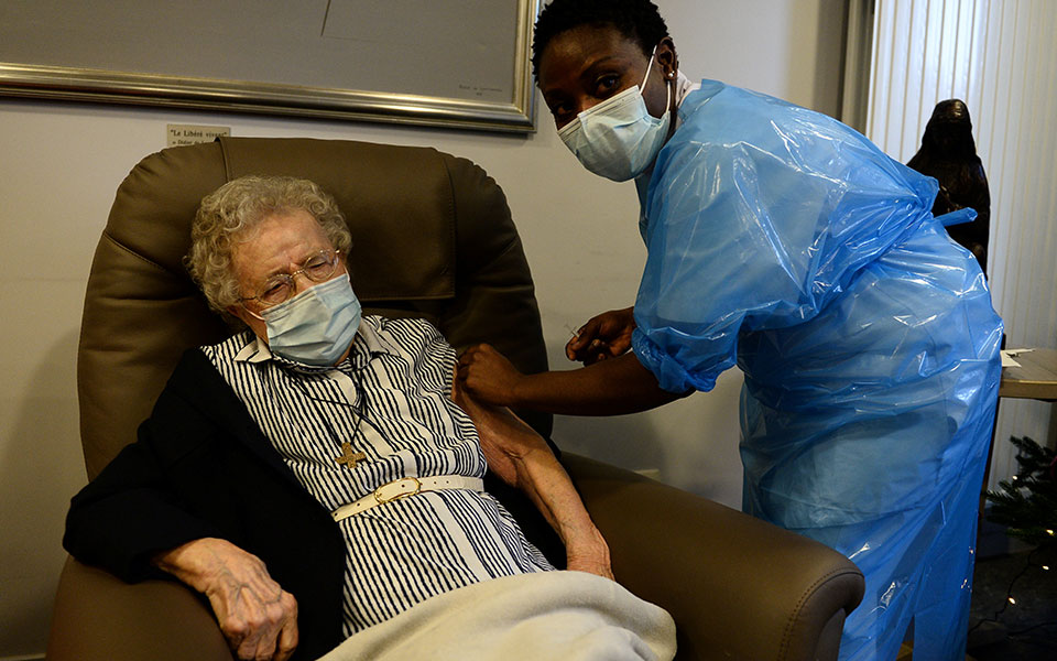 βέλγιο-ένοικοι-οίκων-ευγηρίας-λαμβάν-561209326