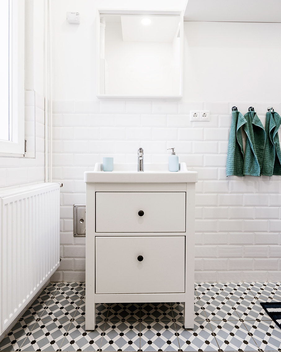 Οικονομικές ιδέες για ανακαίνιση ενός παλιού μπάνιου-3