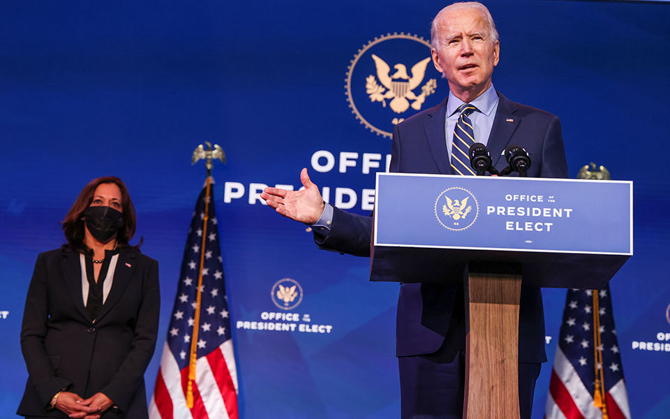 μπάιντεν-αποσάθρωση-πολλών-υπηρεσιώ-561209557