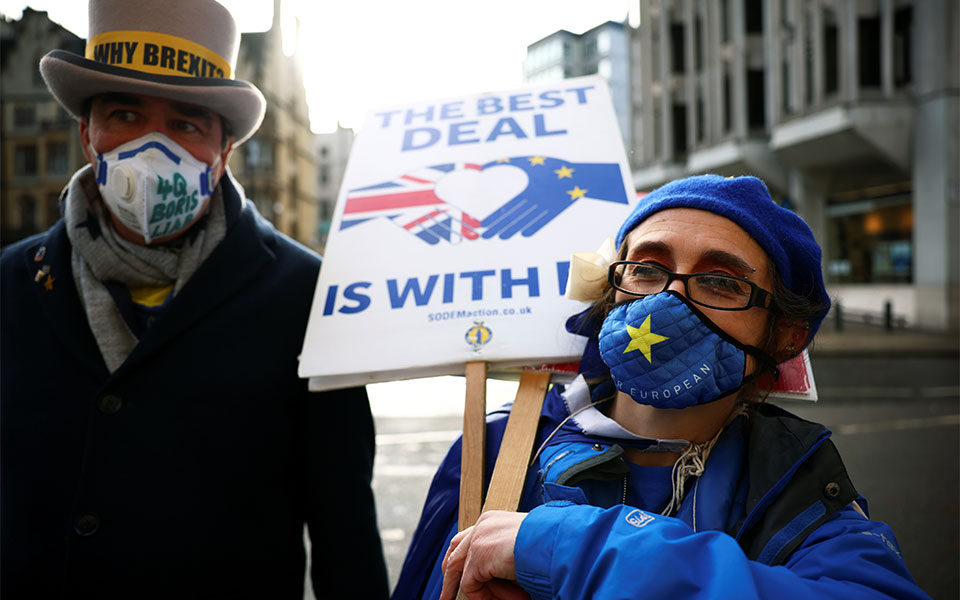 brexit-σε-πολύ-δύσκολο-σημείο-οι-εμπορικέ-561184441