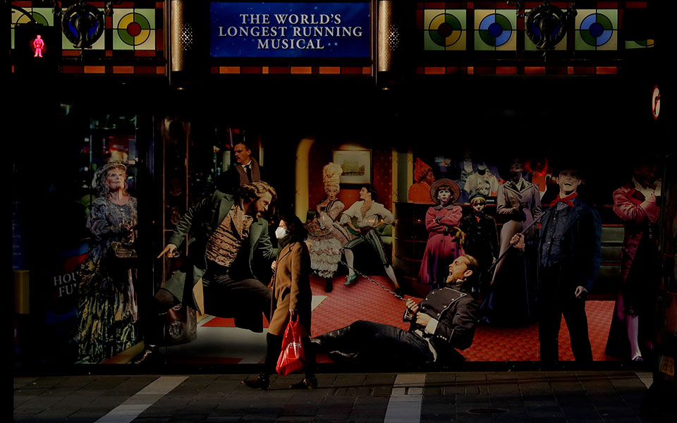 αυστηρότερα-μέτρα-σε-λονδίνο-και-νοτι-561201646