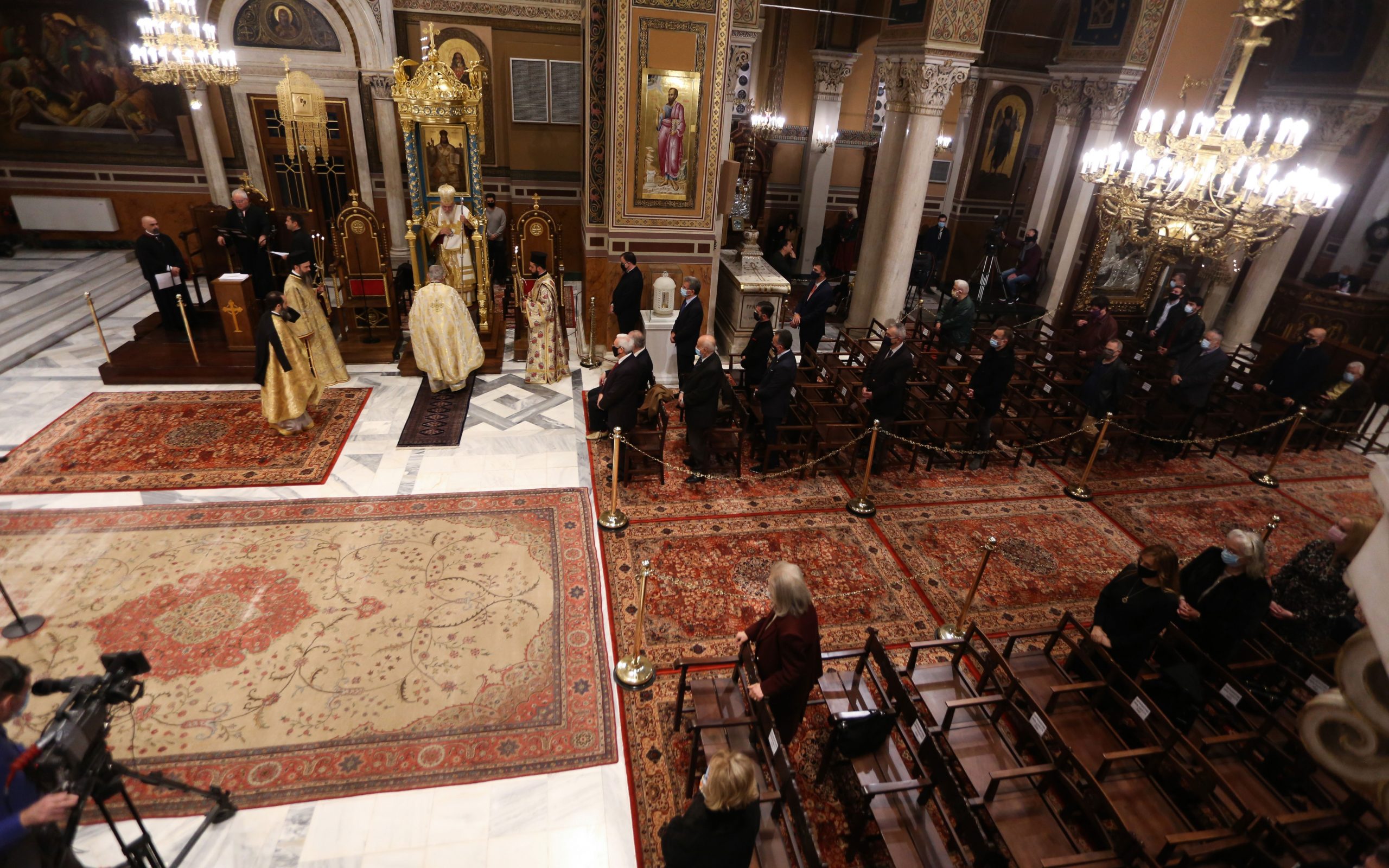 εκκλησίες-θεία-λειτουργία-των-χριστο-561207907