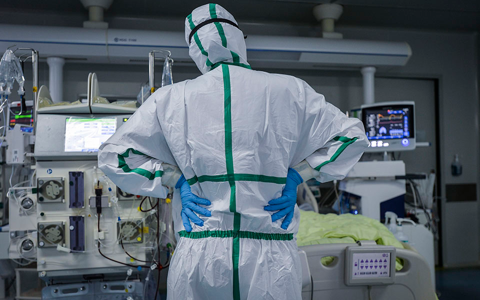 1-667-νέα-κρούσματα-612-διασωληνωμένοι-561184588