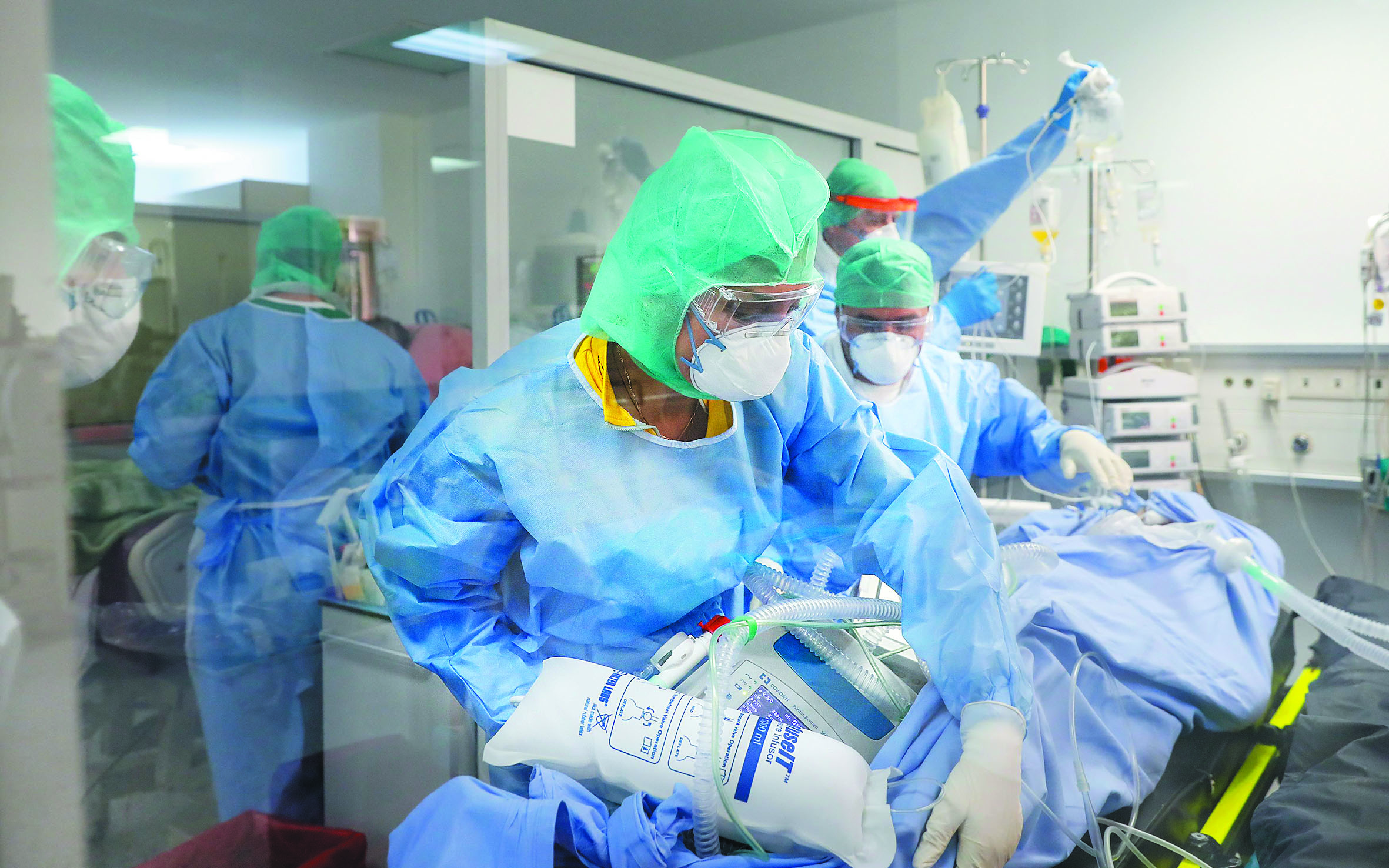 σημάδια-υποχώρησης-της-πανδημίας-561188938