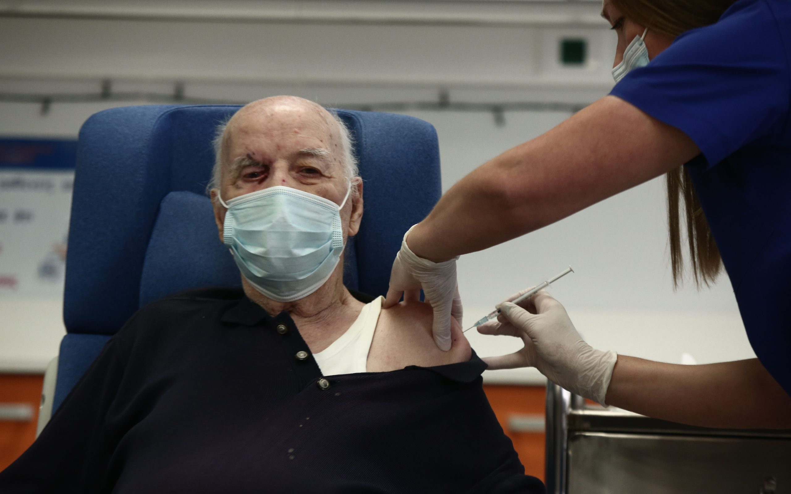 88χρονος-από-μονάδα-φροντίδας-ηλικιωμέ-561208480