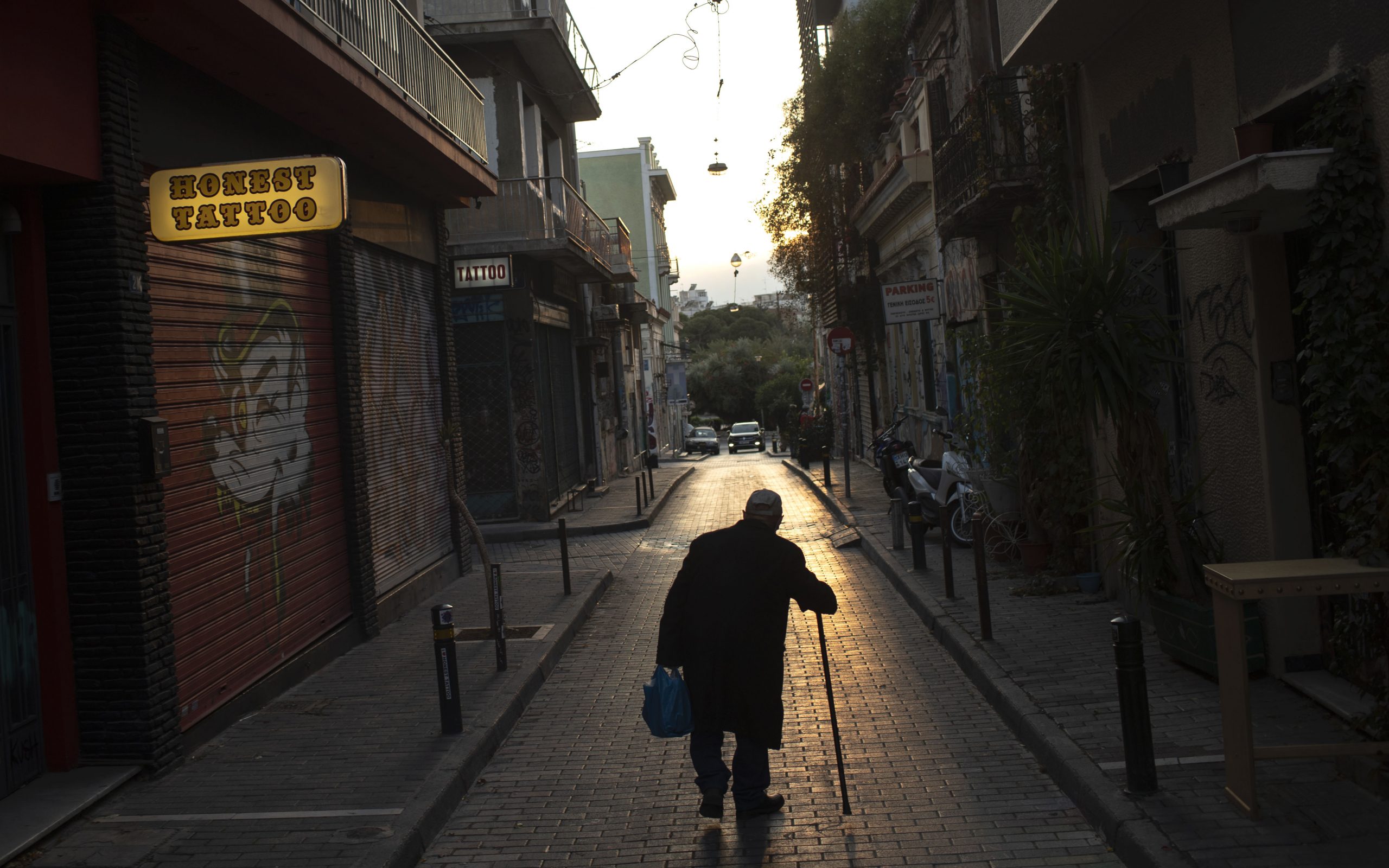 από-παράταση-σε-παράταση-το-lockdown-561183448