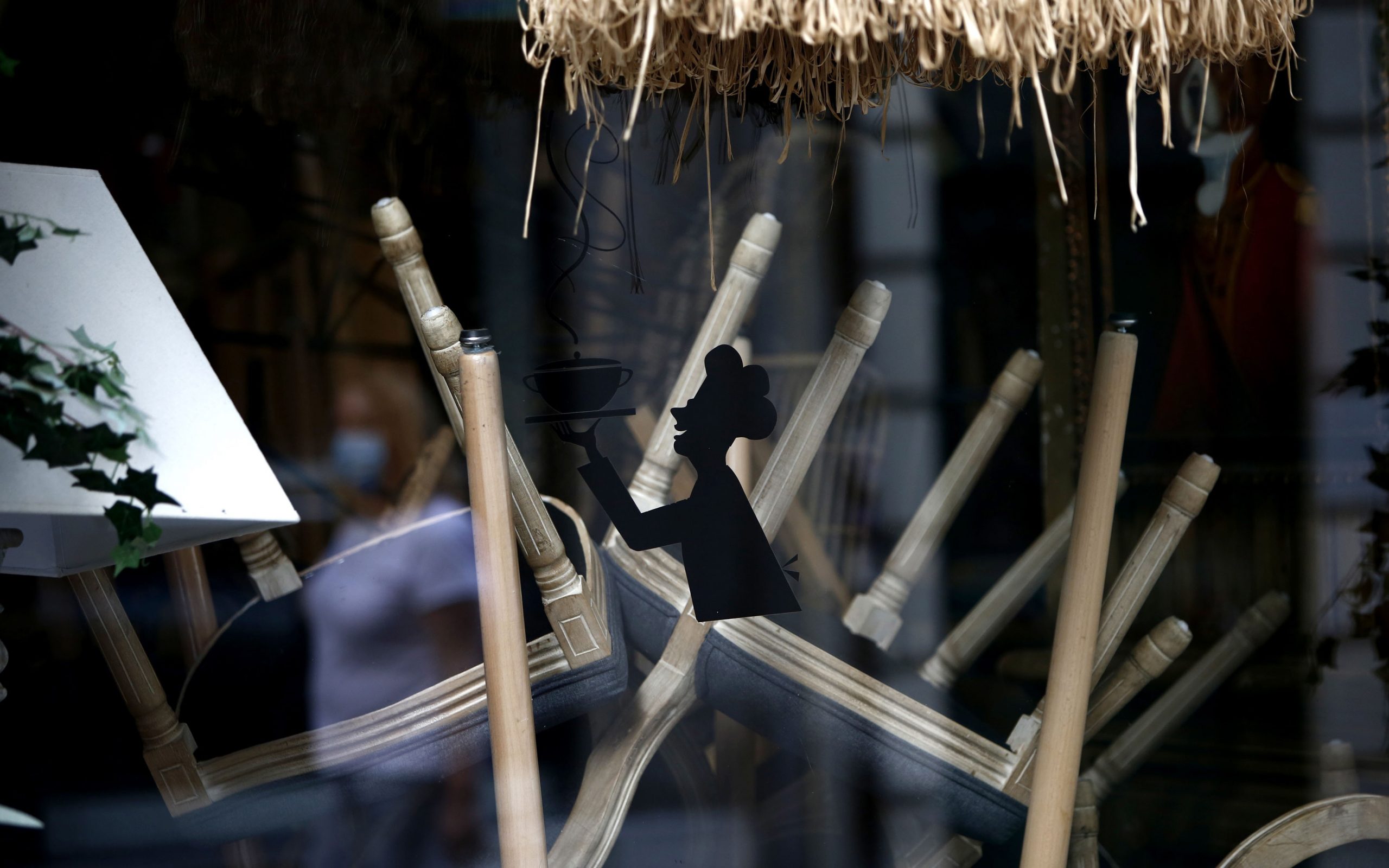 κλειστά-σχολεία-και-εστίαση-έως-τις-7-ια-561186961