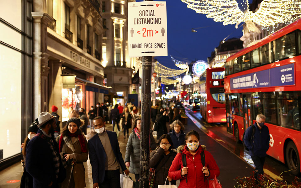 πληθαίνουν-τα-lockdown-ενόψει-χριστουγέννων-561195232