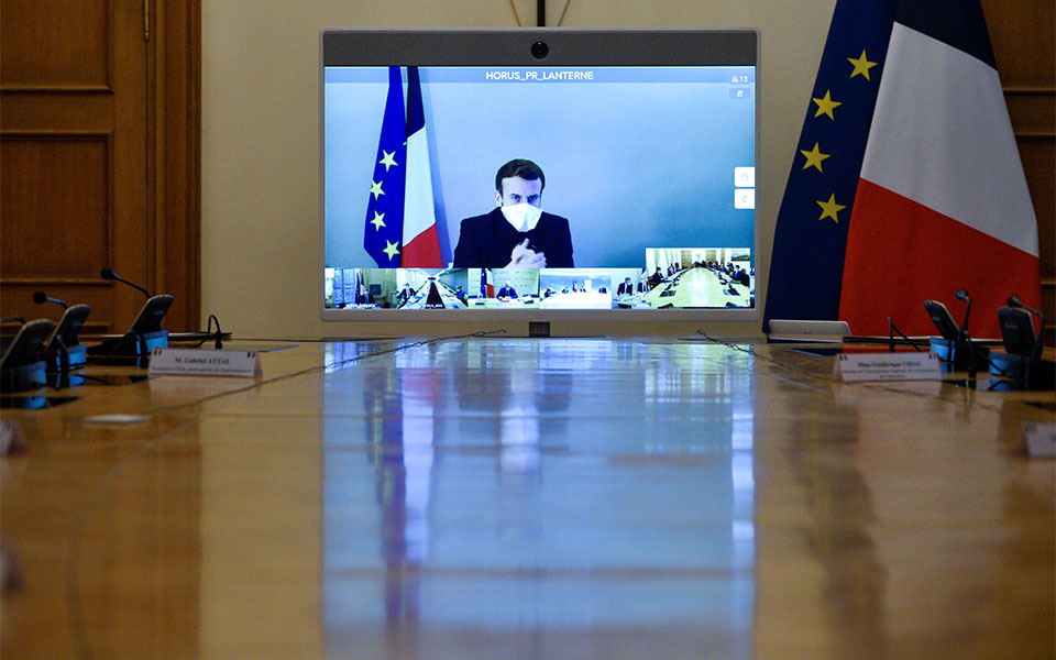 γαλλία-παρουσιάζει-ακόμα-συμπτώματα-561202876