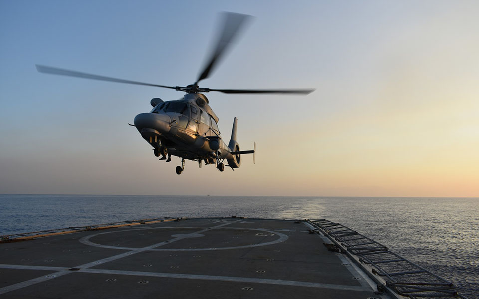 ν-παναγιωτόπουλος-η-μέδουσα-δίνει-ι-561185644