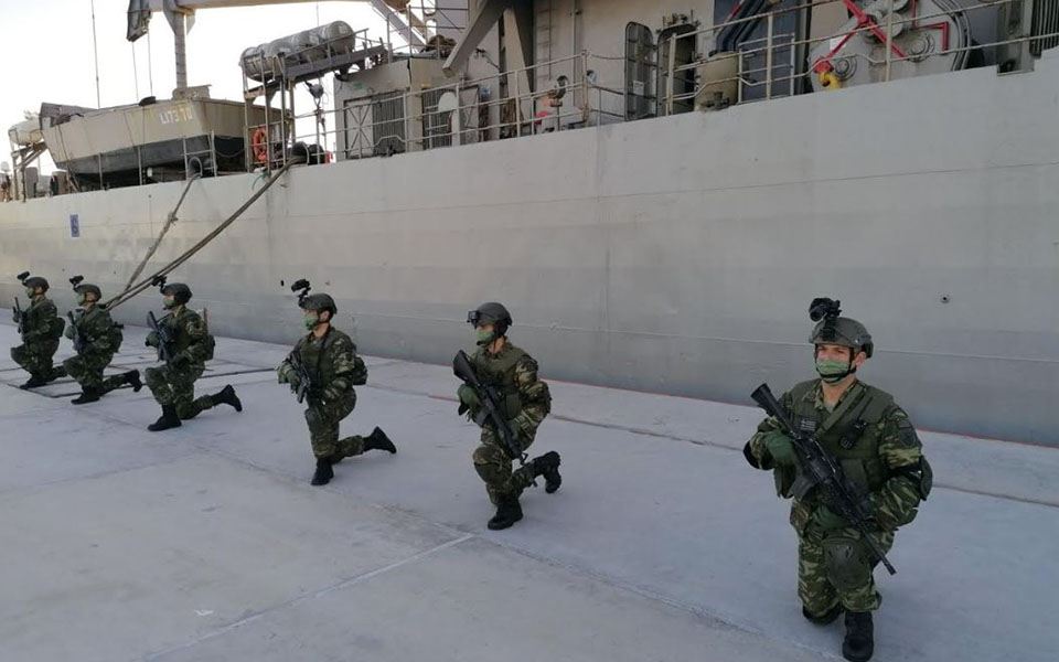 Εντυπωσιακές εικόνες από την πολυεθνική άσκηση «Μέδουσα»-2