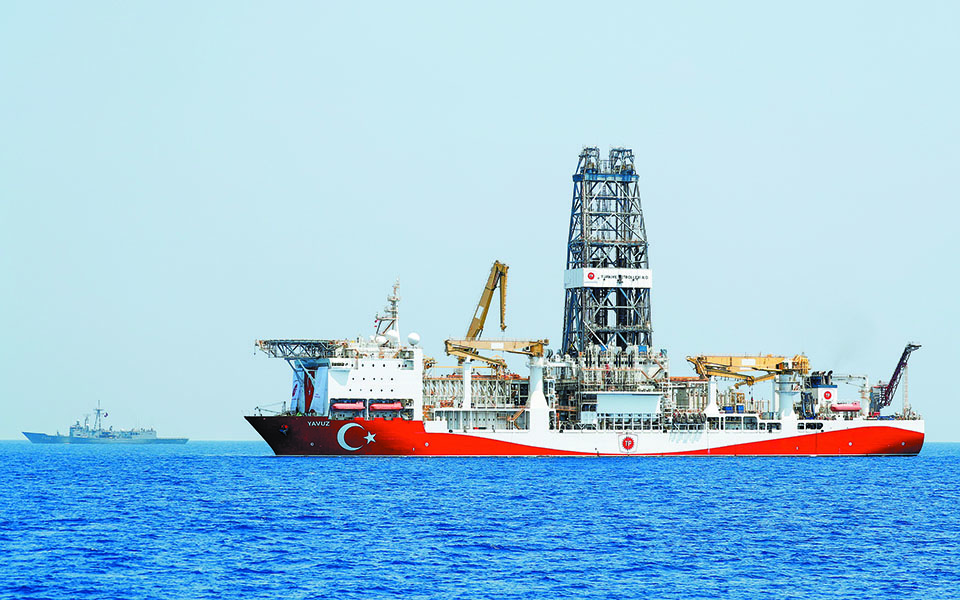 απρόβλεπτη-η-επόμενη-ημέρα-με-άγκυρα-561193168