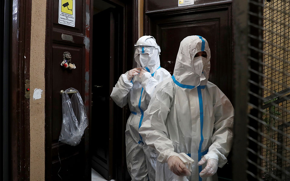 ιταλία-μεγάλη-αύξηση-των-θανάτων-από-covid-561196681