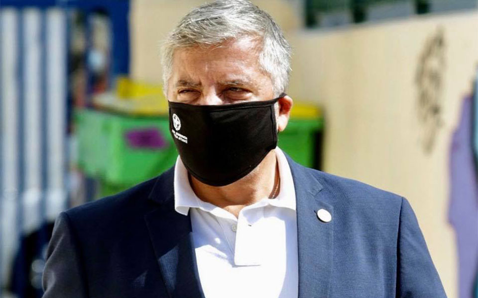 θετικός-στον-κορωνοϊό-ο-γιώργος-πατού-561180574