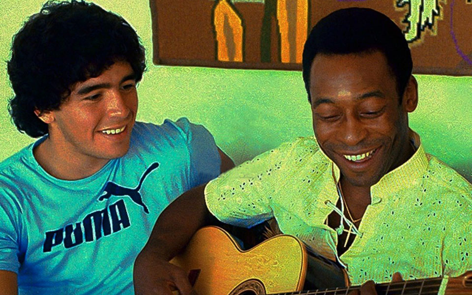 νέα-ανάρτηση-του-πελέ-για-τον-μαραντόν-561182701