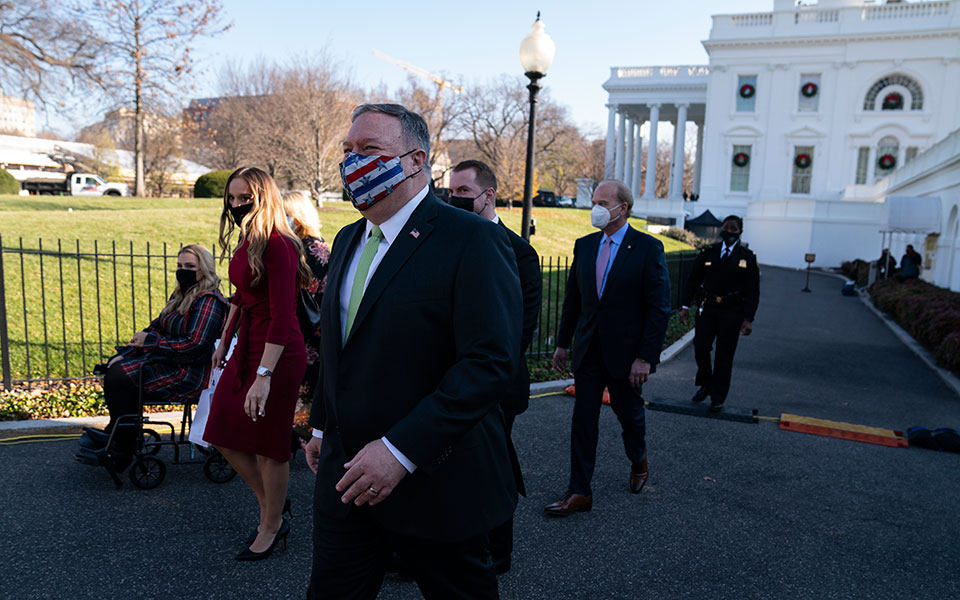 σε-προληπτική-καραντίνα-ο-πομπέο-561197974