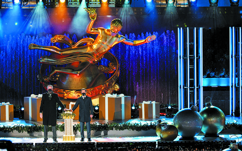 φάλτσα-κάλαντα-στη-νέα-υόρκη-561205825