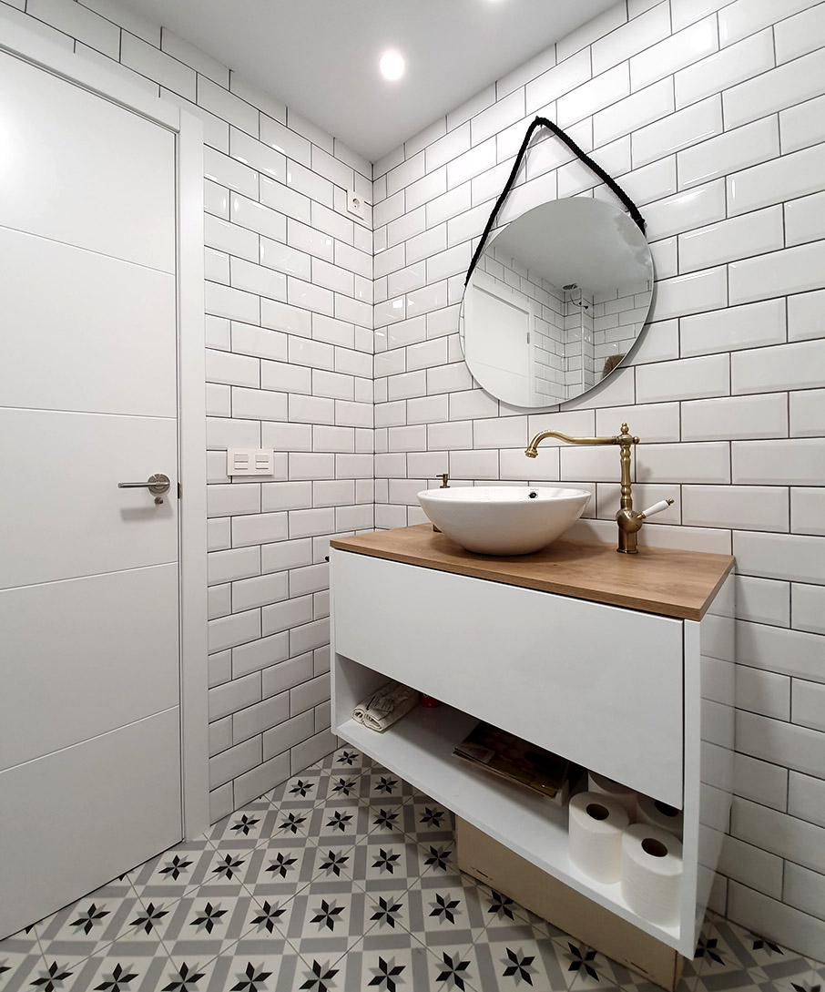 Μοντέρνες ιδέες για ταπετσαρία πάνω σε πλακάκια μπάνιου-6