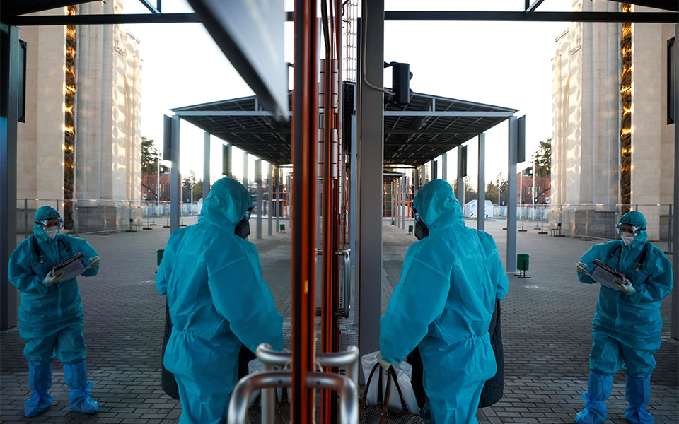 ρωσία-πάνω-από-ένα-εκατομμύριο-άτομα-ν-561196504