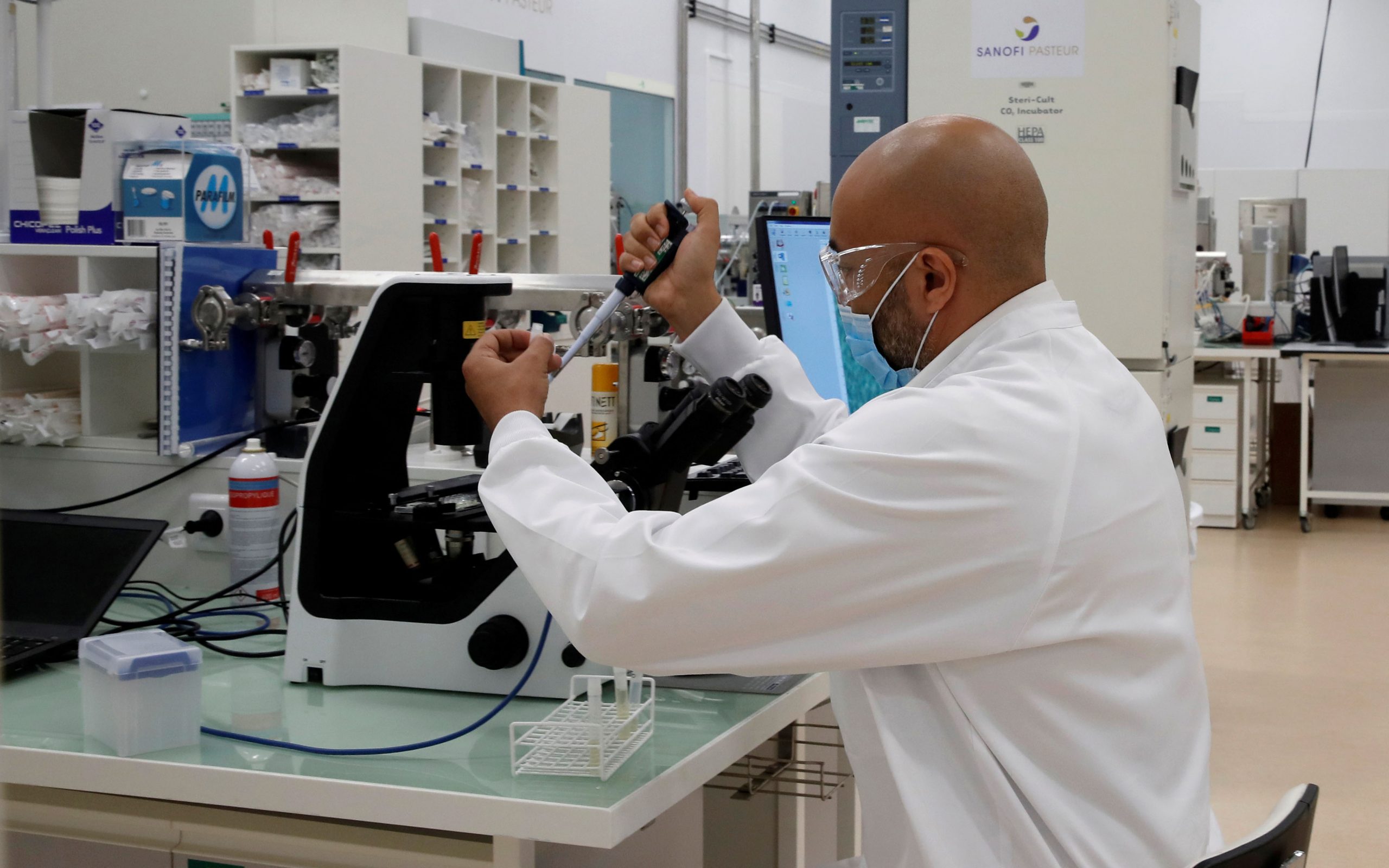 καθυστερεί-το-εμβόλιο-από-sanofi-gsk-έδειξε-χ-561191419