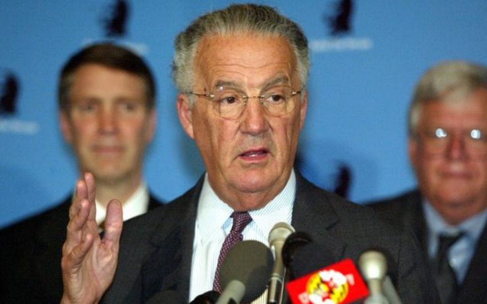 το-αντίο-του-πολιτικού-κόσμου-των-ηπ-561187675