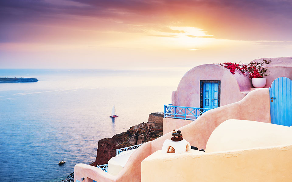 η-σαντορίνη-καλύτερο-νησί-στην-ευρώπ-561196165