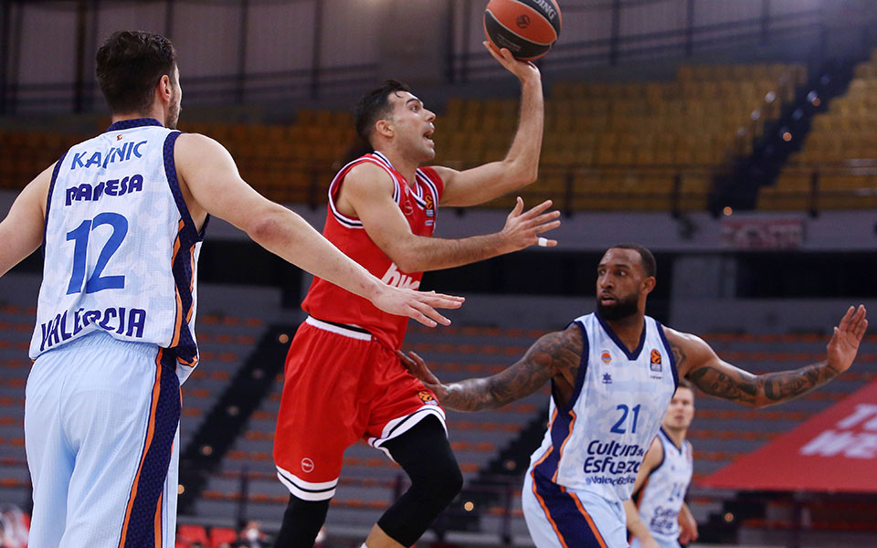 ήττα-για-τον-ολυμπιακό-από-την-βαλένθι-561198106