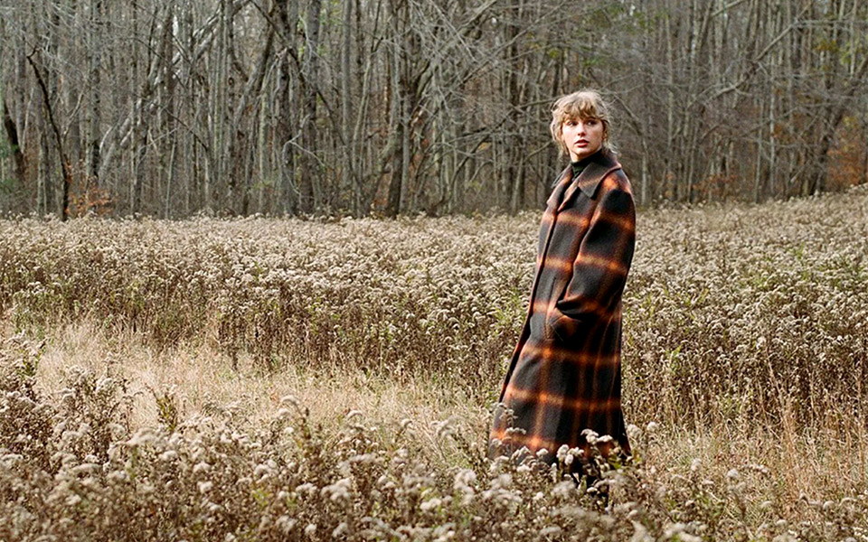 ανάρπαστο-το-παλτό-της-τέιλορ-σουίφτ-561197389