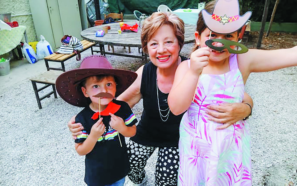 «Ημερολόγια καραντίνας» ηλικιωμένων της διπλανής πόρτας-1