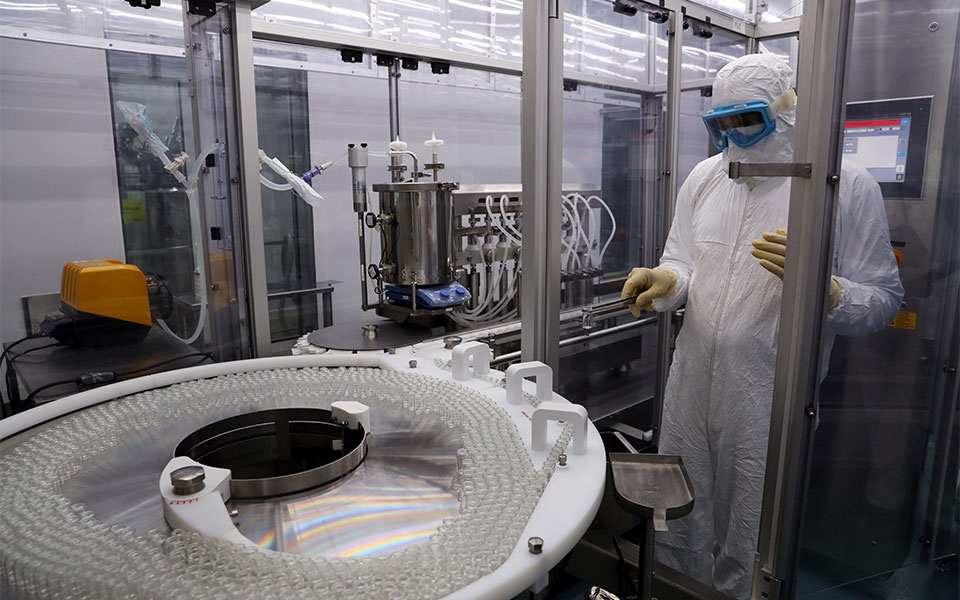 αποτελεσματικά-και-στο-νέο-στέλεχος-τ-561204667