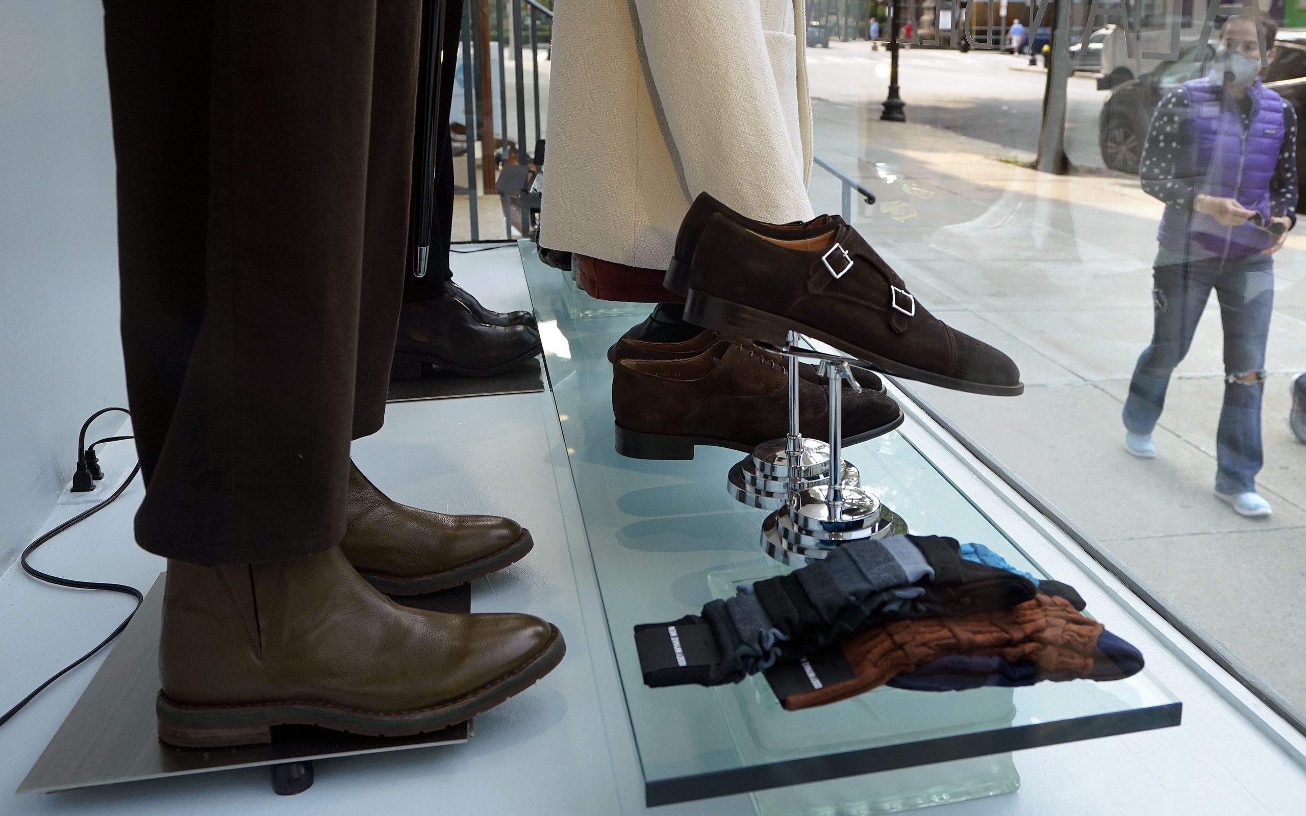 εκτίναξη-ηλεκτρονικών-συναλλαγών-έν-561189478