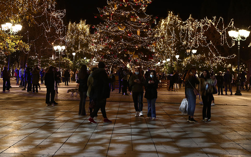 Γιορτές με sms και εντατικούς ελέγχους-2