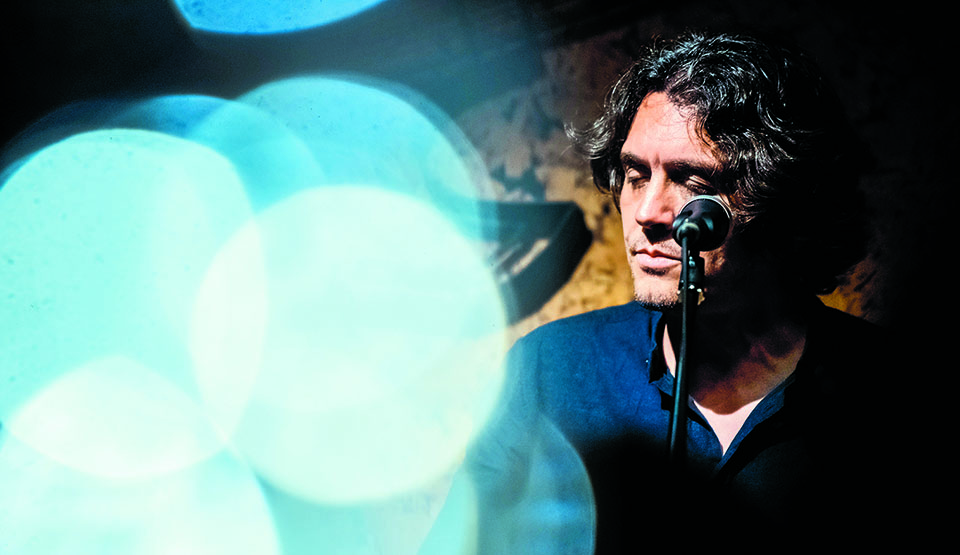 είκοσι-τέσσερις-ώρες-με-τον-τραγουδοπ-561192493